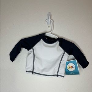 New boys UPF 50 rash guard top 🛍